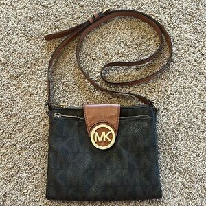 Michael Kors Fulton Crossbody